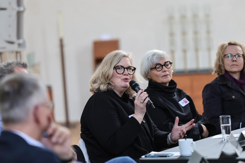 Fachgespräch mit Katrin Eckelmann, Elke Upmeier zu Belzen, Alexandra Beitz